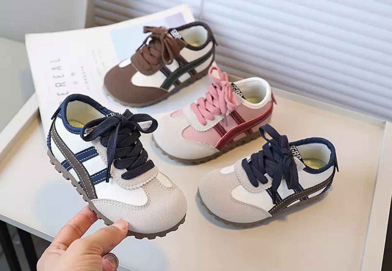 Contact Leather Sneakers