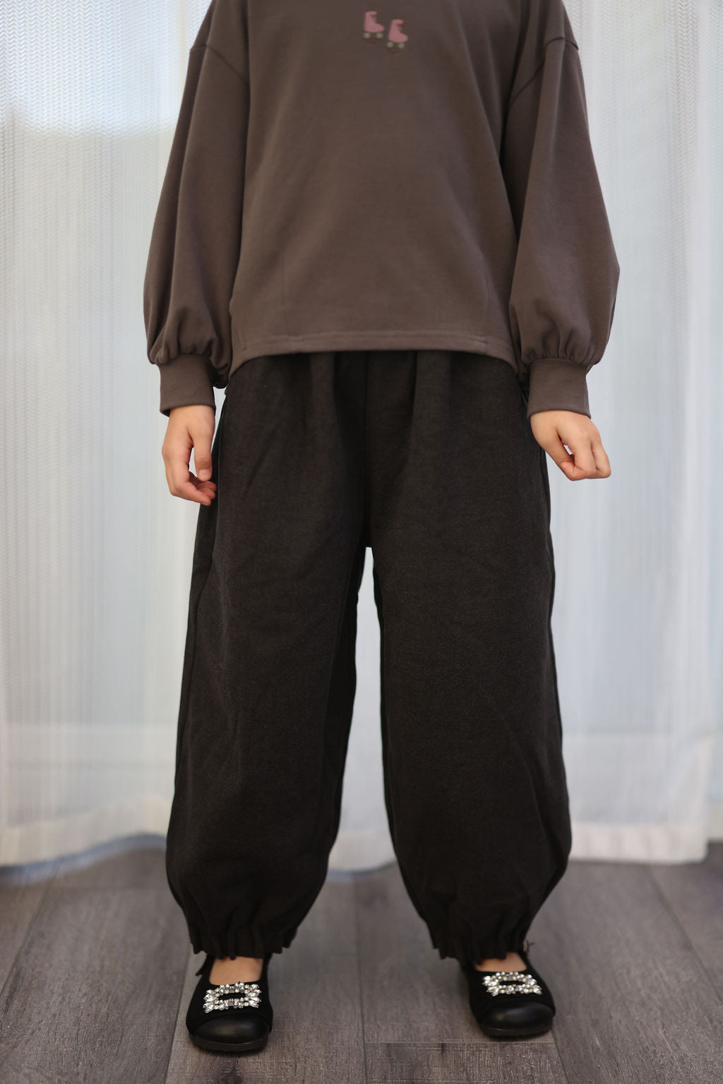 Relaxed Cuff Pants